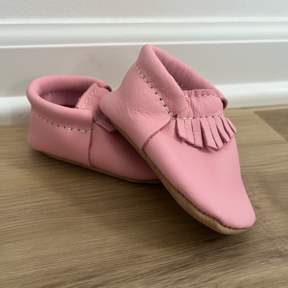 Freshly Picked Pink Baby Girl Moccasins Size 2 - Picture 3 of 5